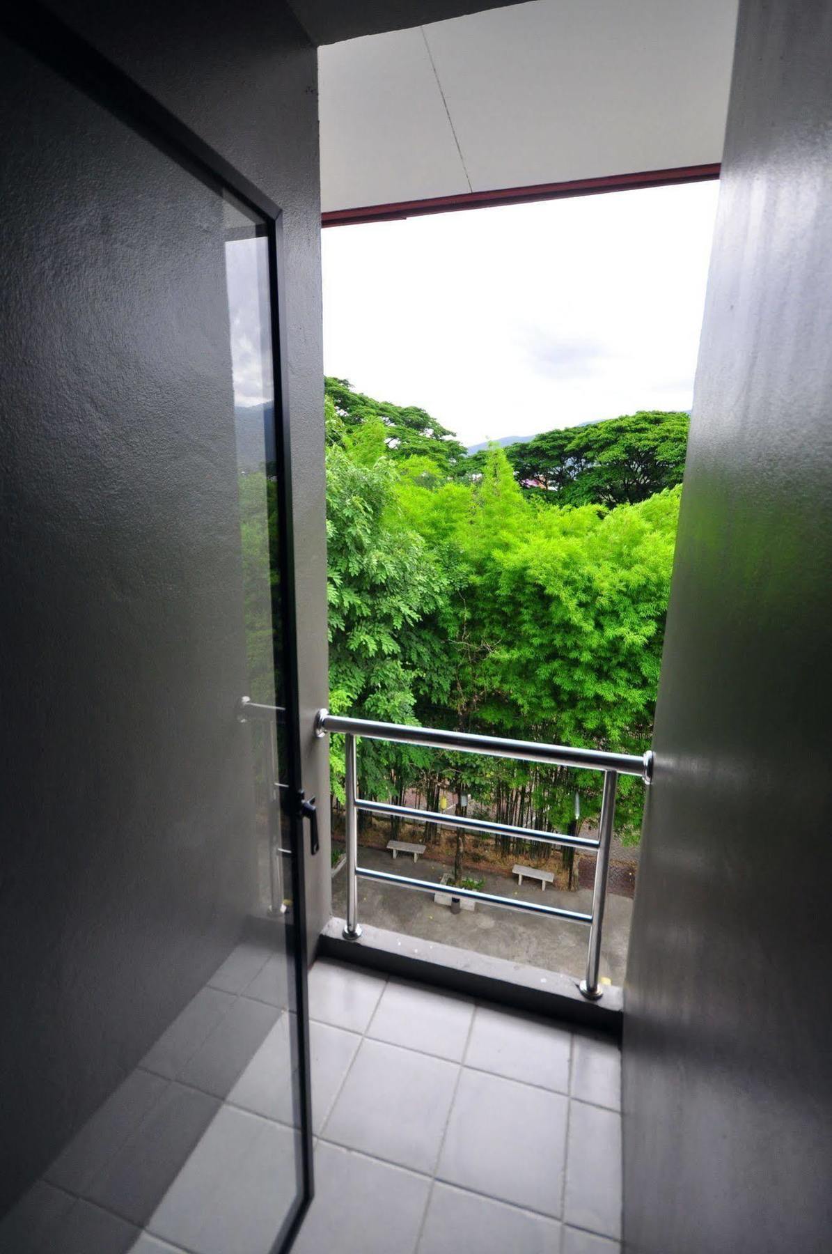 Chiangmai S.P. Hotel Chiang Mai Ngoại thất bức ảnh
