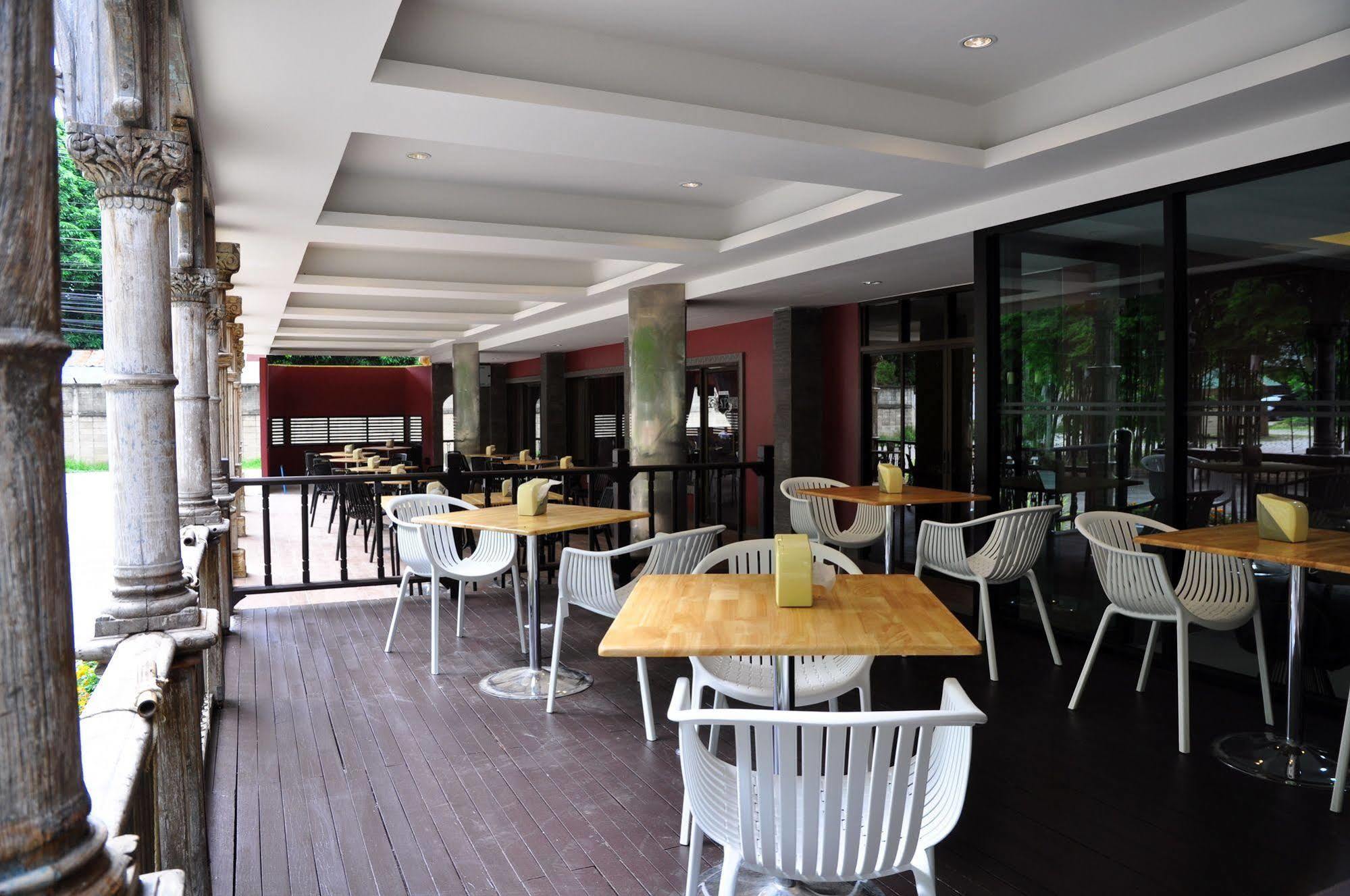 Chiangmai S.P. Hotel Chiang Mai Ngoại thất bức ảnh